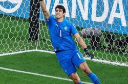 开云体育登录-门将神勇!扑出关键点球帮助球队取胜的简单介绍