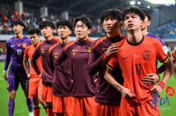 开云体育官方网站-包含足球队进步显著,团结协作助力胜利的词条