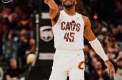 开云体育官网-国王翻盘快船，米切尔惊艳四座