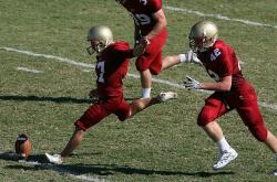 开云体育登录-楚阿梅尼一锤定音，佛罗伦萨友谊赛险胜南非，新援展现关键先生本色