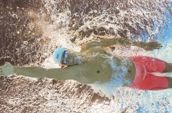 开云体育官网-掌控与压制，福登的节奏艺术与曼联的战术铁壁