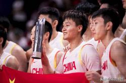 开云体育在线-关于高速进攻点燃赛场，球队摘得CBA冠军桂冠，赢得赞誉的信息