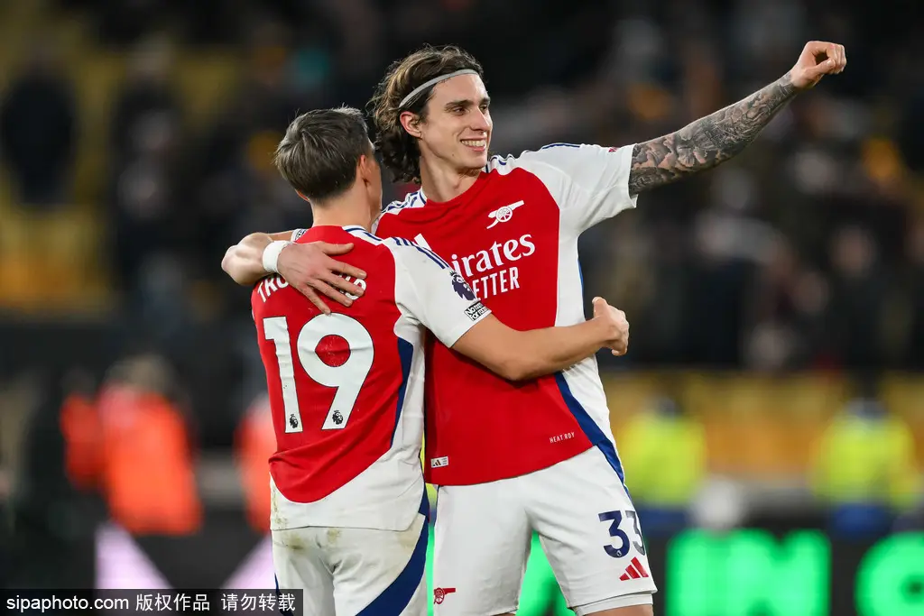 比利亚雷亚尔主场绝杀拿下三分 比利亚雷亚尔主场绝杀拿下三分