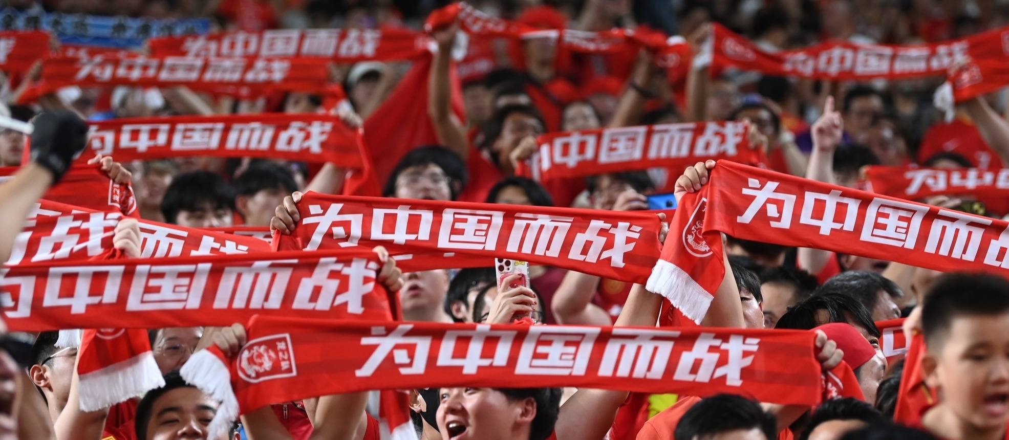 国家队在国际比赛中一举夺冠,成为焦点 国家队在国际比赛中一举夺冠,成为焦点