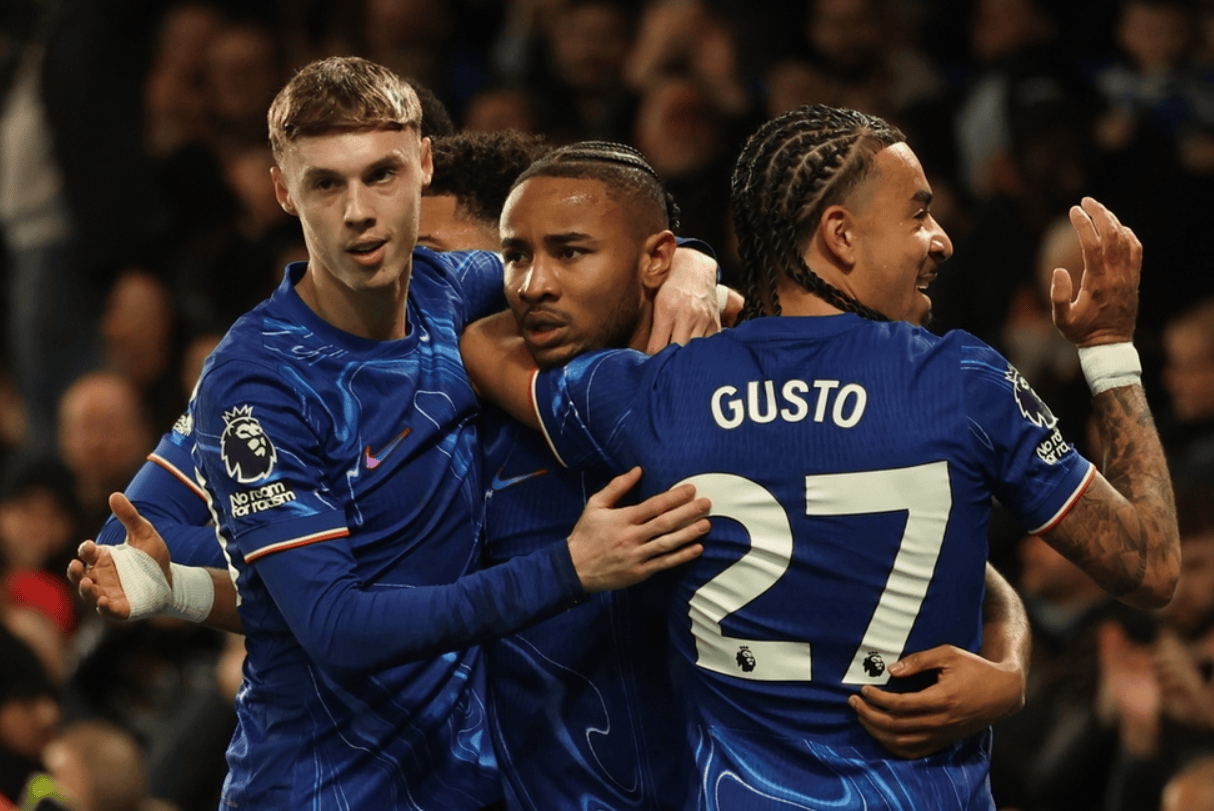 切尔西客场大胜,英超前三位置坚固 切尔西客场大胜,英超前三位置坚固