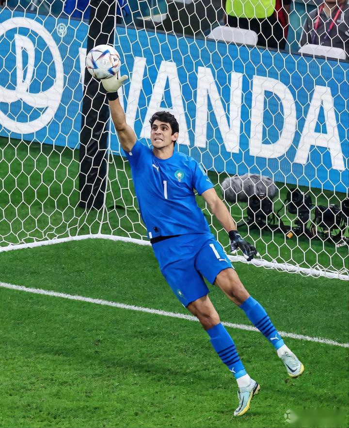 门将神勇!扑出关键点球帮助球队取胜的简单介绍 门将神勇!扑出关键点球帮助球队取胜的简单介绍