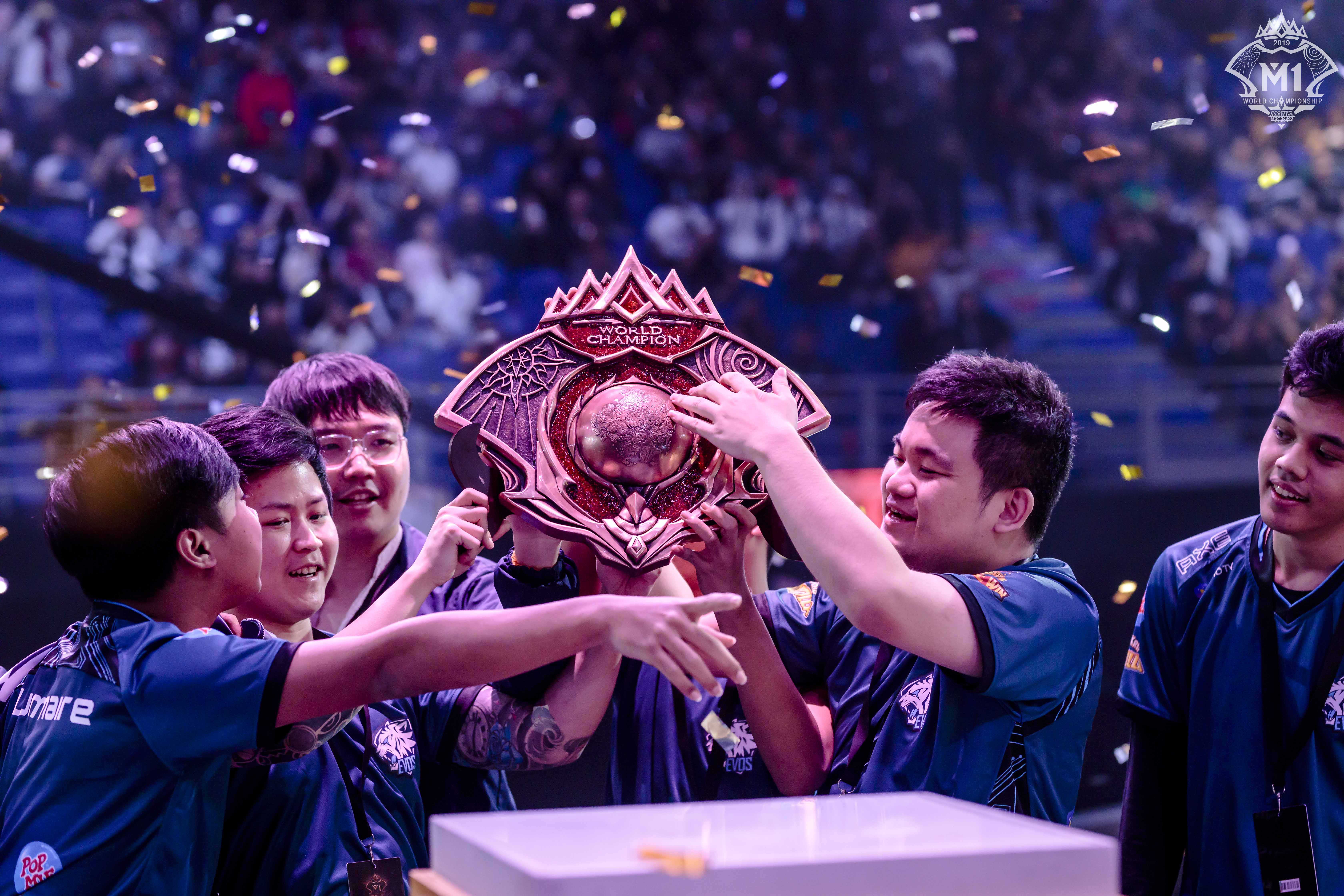 全球杯篮球赛上一场经典的对决引发热议