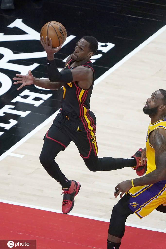 魔术碾压湖人，加里纳利送出助攻