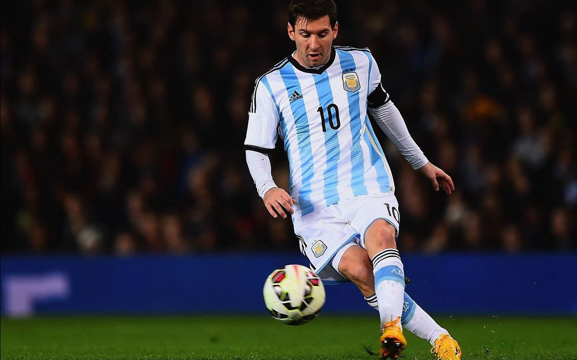 包含梅西直接踢飞角球,西班牙凭空获胜的词条 包含梅西直接踢飞角球,西班牙凭空获胜的词条