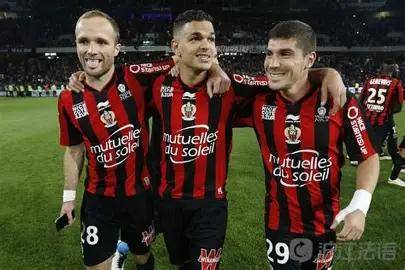 里尔大胜尼斯，球队信心爆棚等待新一轮比赛的简单介绍