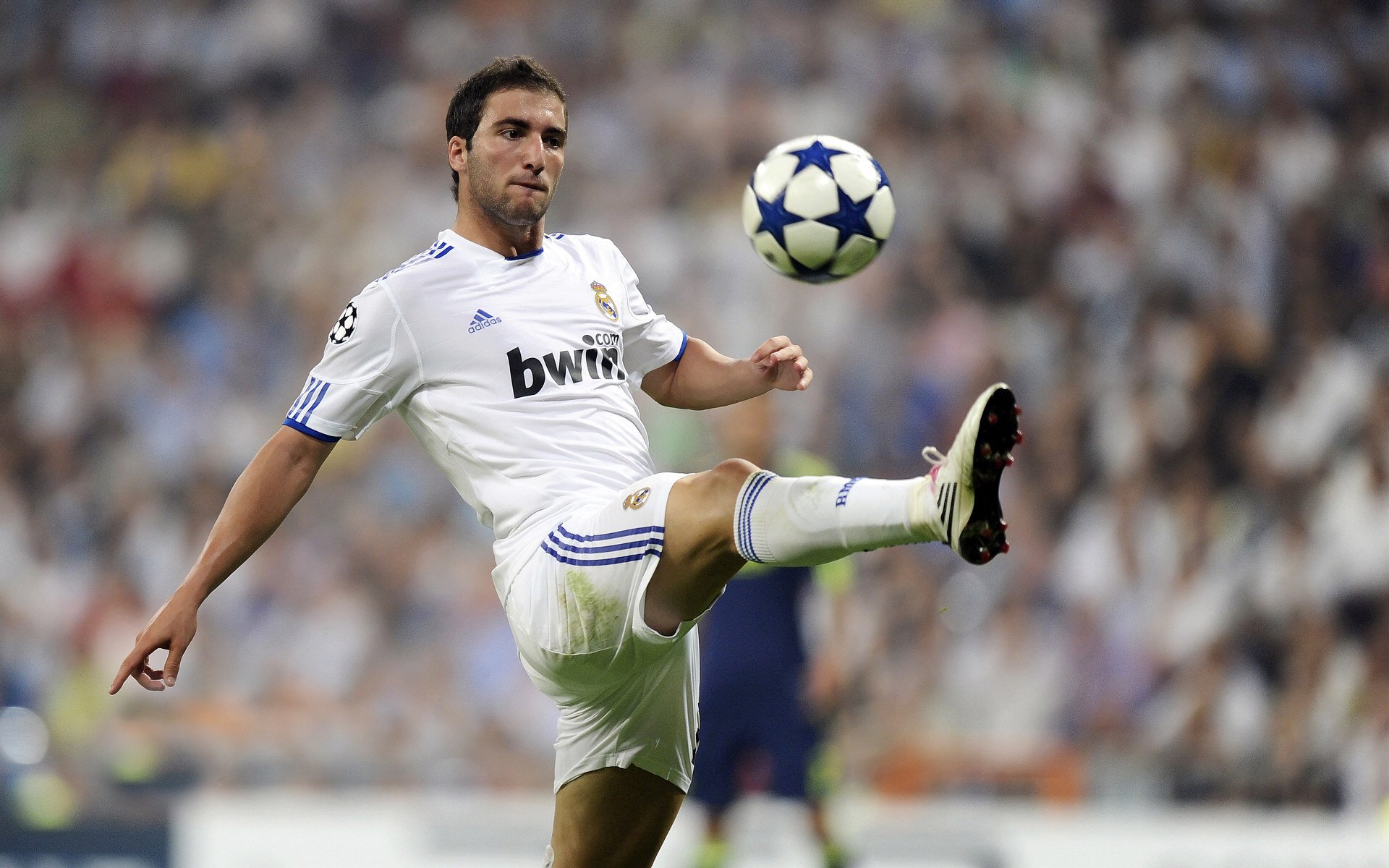 魔术速胜上海队,马克西成为关键先生